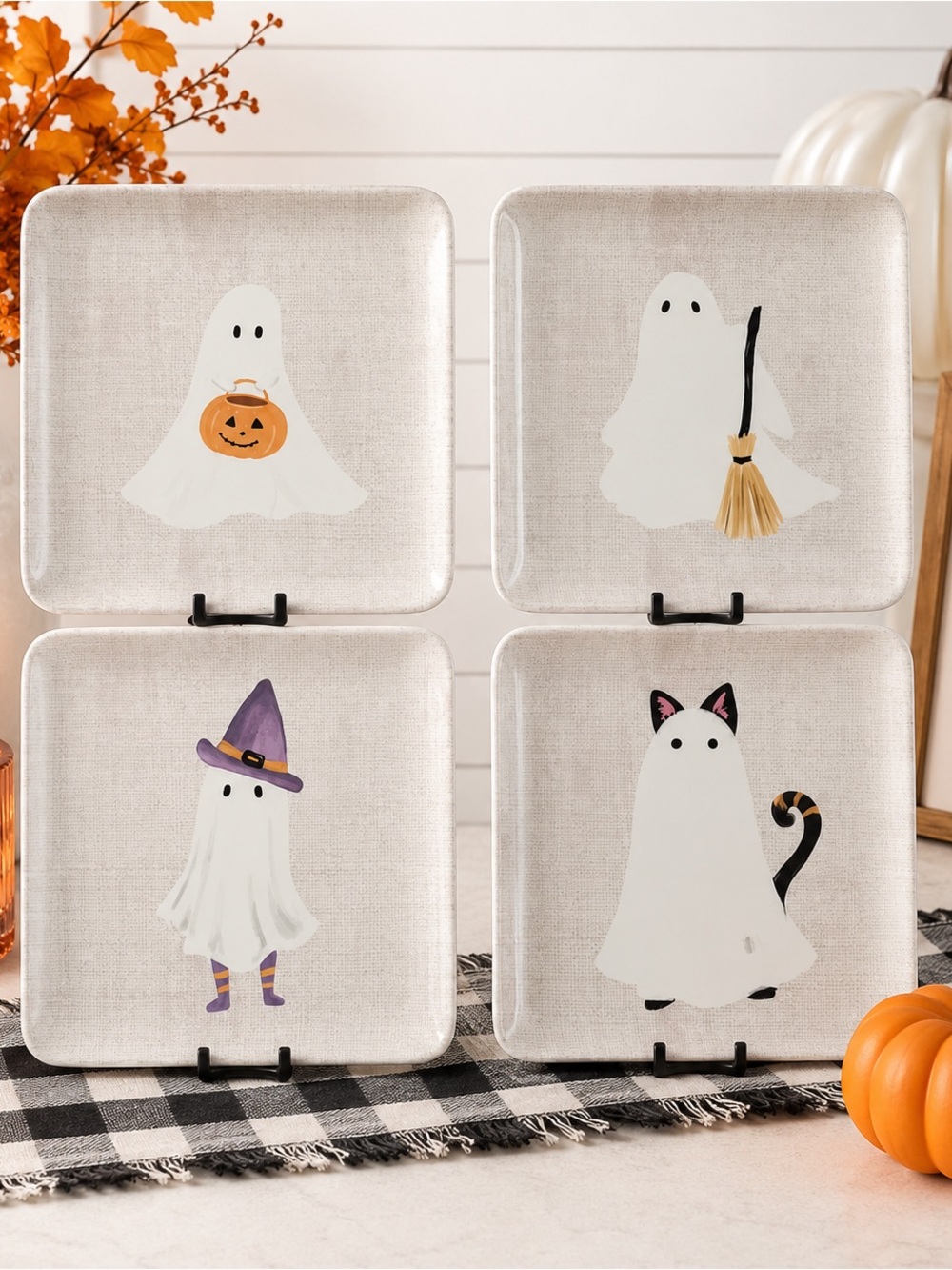 NEW Isaac Mizrahi Super Cute Set Of 4 Melamine 6x6 Ghostly Appetizer/Snack Plate